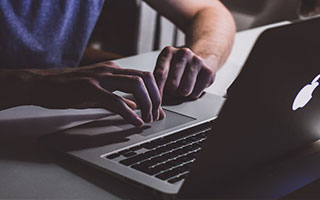 开云体育赛事动态|一日英超动向：阿森纳曼城全取三分状态不俗，曼联打强队不手软 